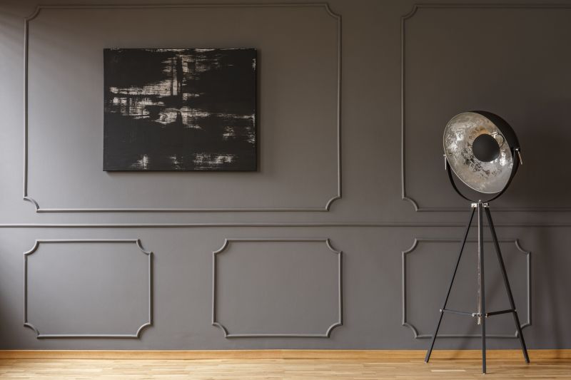 Molding Painting in Wilmington, NC