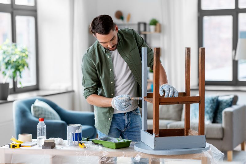 Rocking Chair Painting in Waco, TX